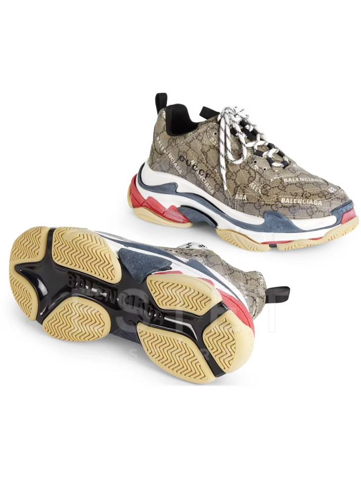 Кроссовки Gucci The Hacker Project Triple S Бежевые