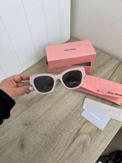 Очки Miu Miu ES-0013220