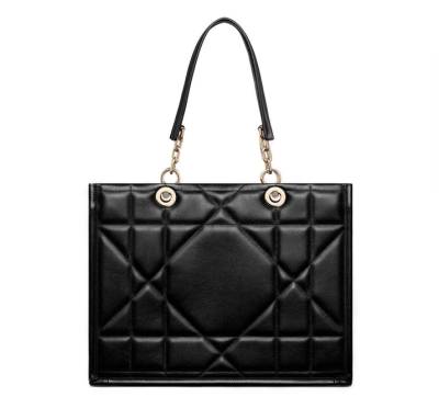 Сумка Dior Essentials Черная