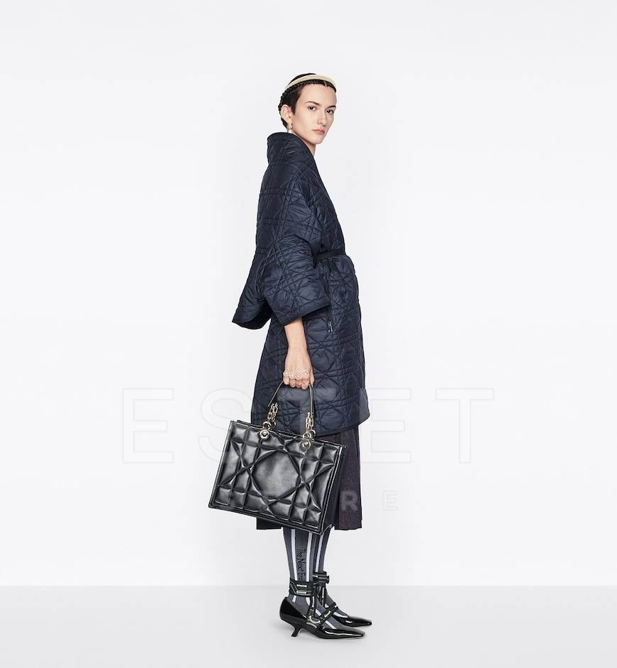 Сумка Dior Essentials Черная