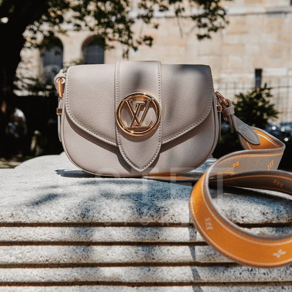 Сумка Louis Vuitton Lv Pont 9 Soft Pm Светло-серая