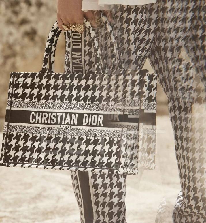 Сумка Dior Book Tote Черная