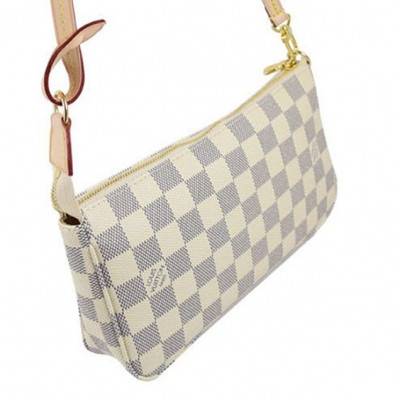 Сумка Louis Vuitton Pochette Accessoires 2008 Бежевая