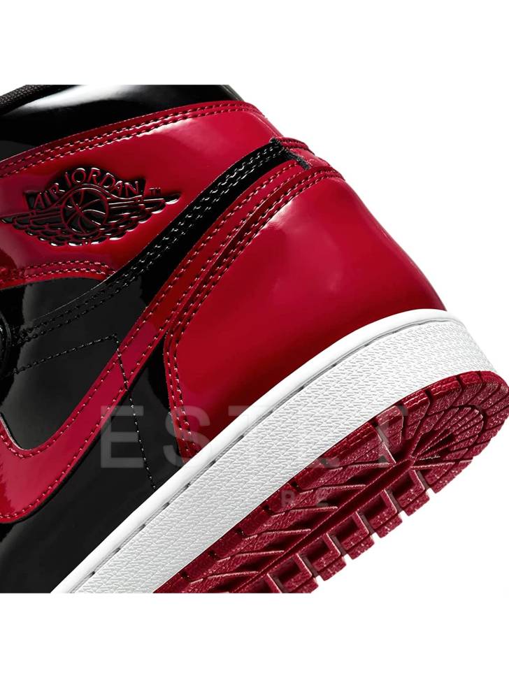 Кроссовки Nike Air Jordan 1 Retro High Og Patent Bred Красные